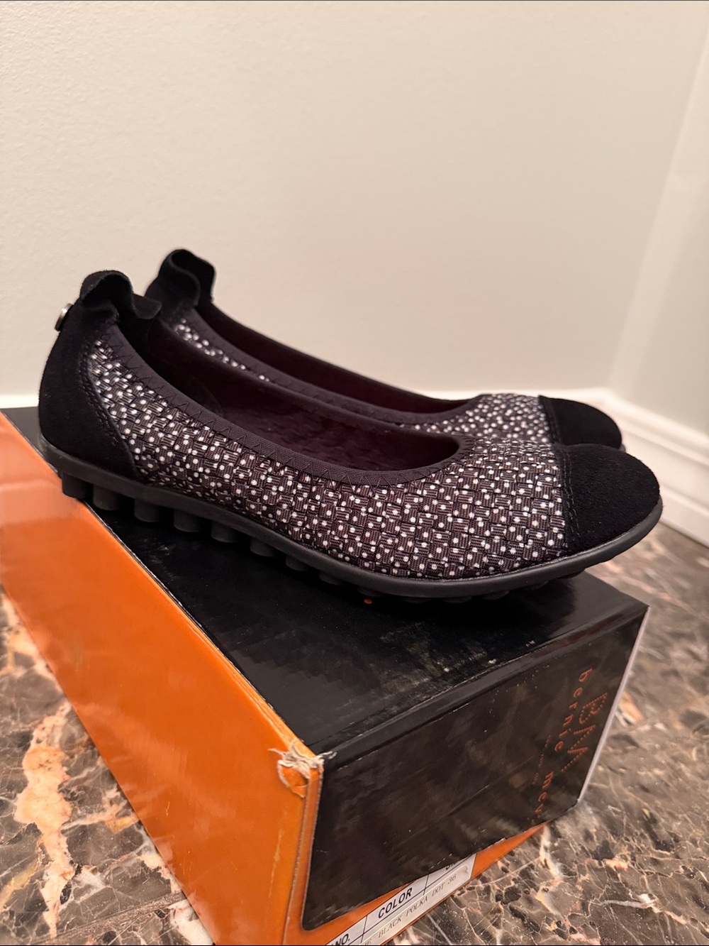 bernie mev. Black Polka Dot Textured Ballet Flat